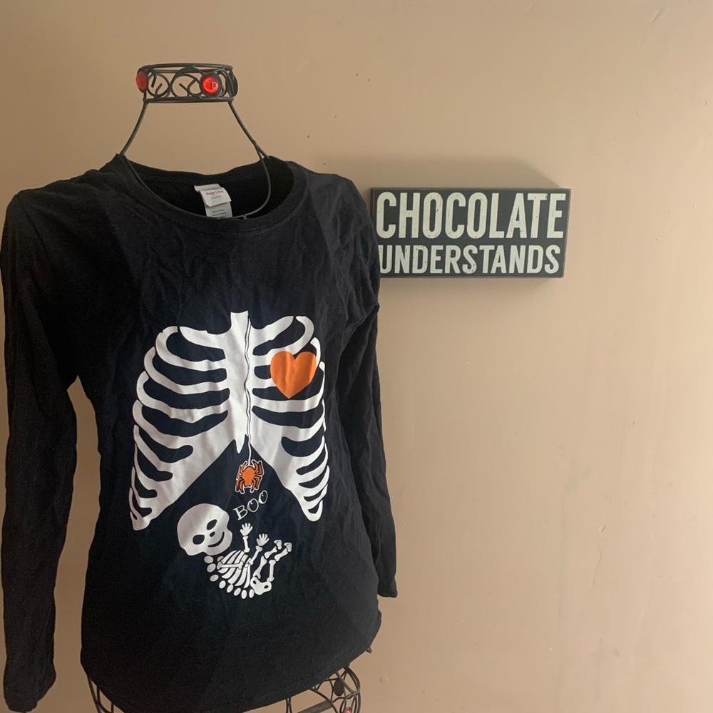 Skeleton Halloween pregnancy announcement - Picture 4 of 6